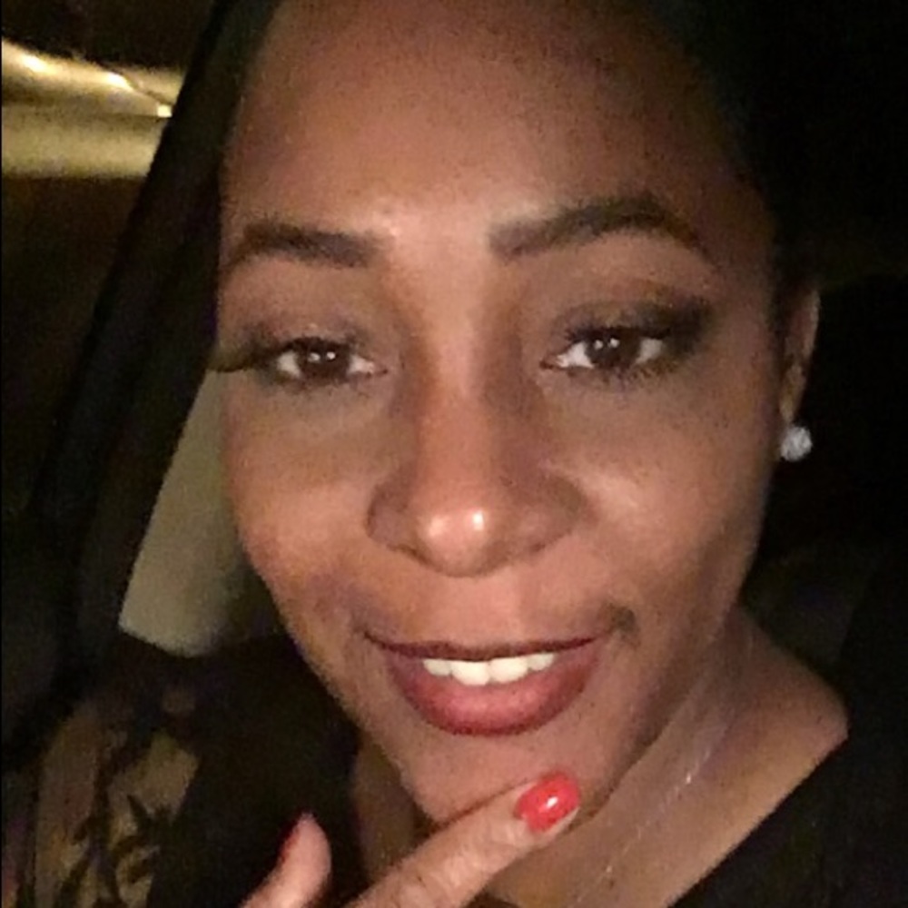 Meet your Posher, Christy